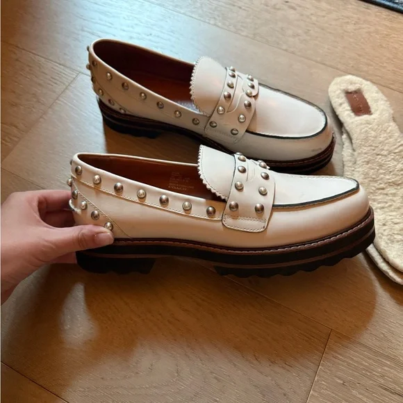 Gucci Cream Studded Men's Loafers - Picture 3 of 7